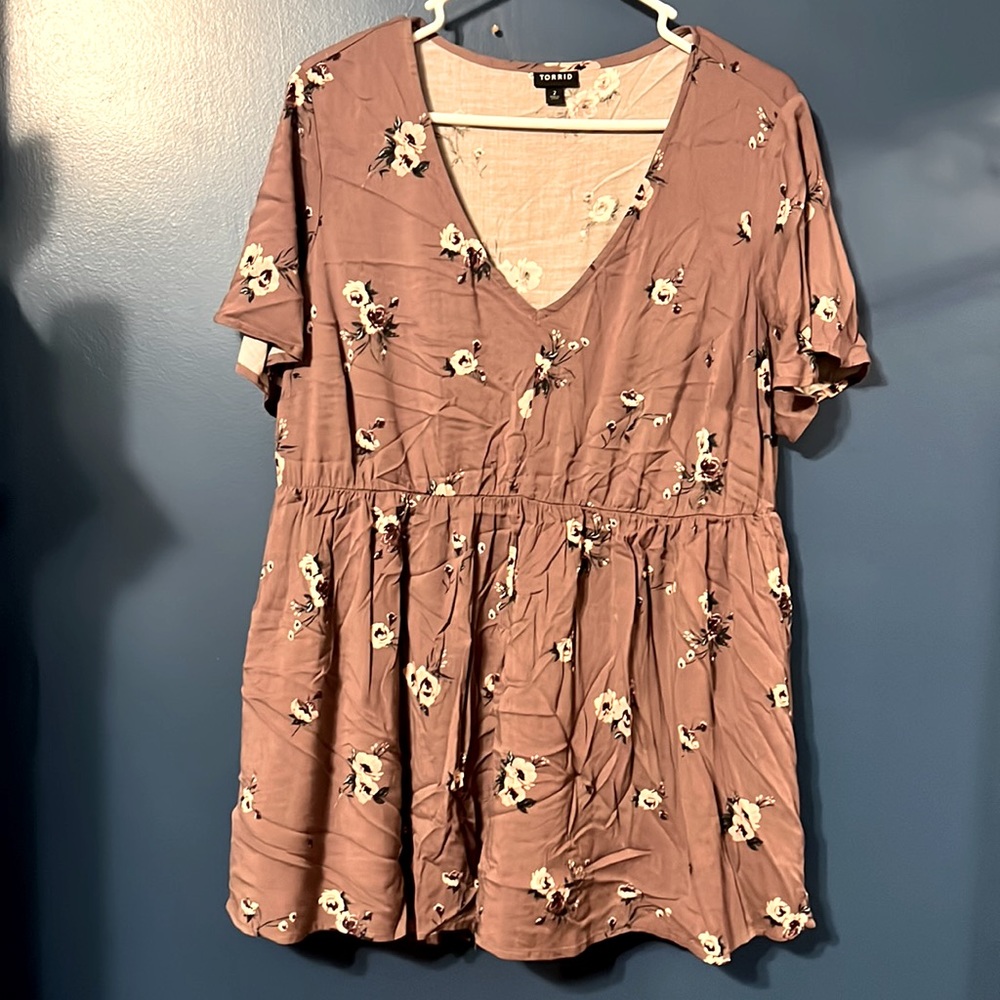 Torrid floral babydoll shirt, size 2